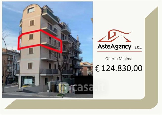 Appartamento in residenziale in Viale Sandro Pertini 2