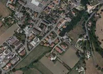 Terreno agricolo in commerciale in Borgo Nicolò Peranzoni