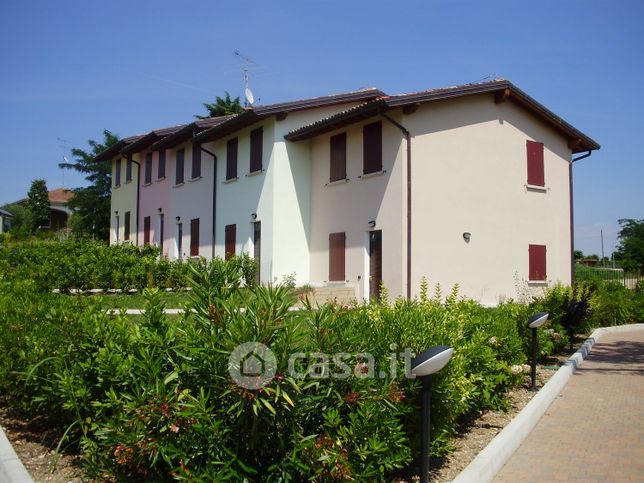 Villetta a schiera in residenziale in Via Vaccarolo 3