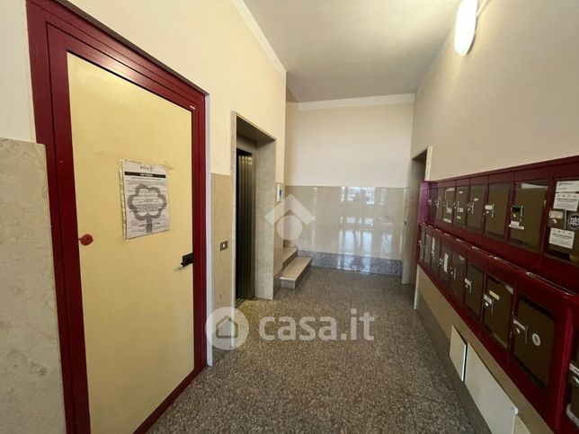 Ufficio in commerciale in Via Tazio Nuvolari