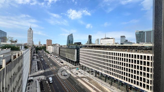 Ufficio in commerciale in Via Vittor Pisani 28