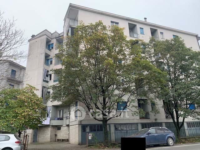 Appartamento in residenziale in Via Circonvallazione 64