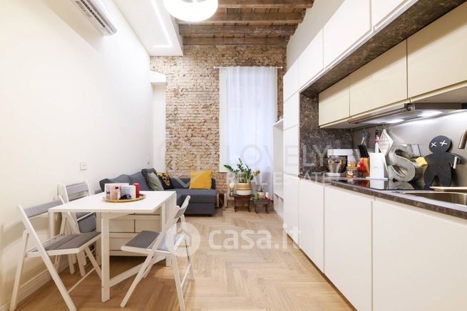 Loft in residenziale in Via Alessandro Tadino 17