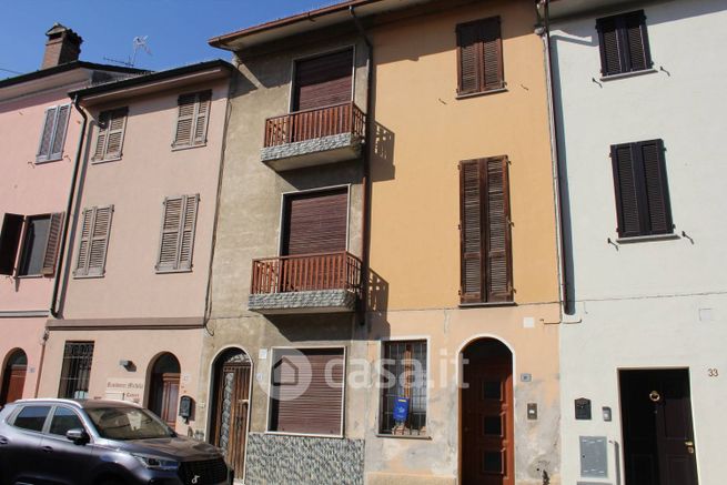 Casa indipendente in residenziale in Via Giuseppe Garibaldi 29