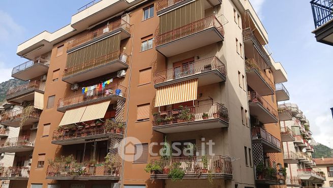 Box/posto auto in residenziale in Via Arigni 158