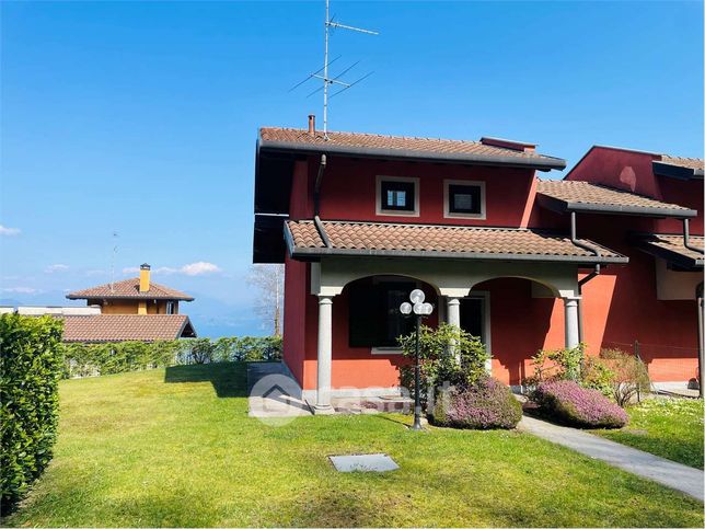 Villetta a schiera in residenziale in Via Tassera 30