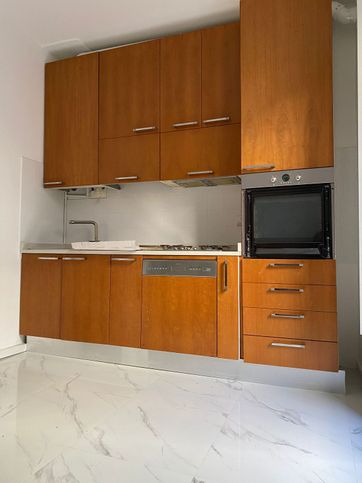 Appartamento in residenziale in Via Lecco 20