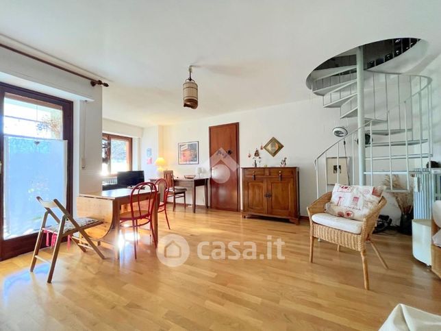 Appartamento in residenziale in Via la Rho 19