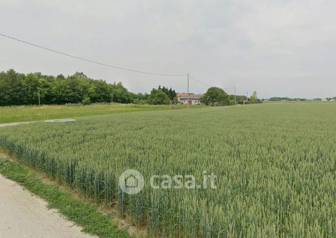 Terreno edificabile in residenziale in Via Cà Colombara