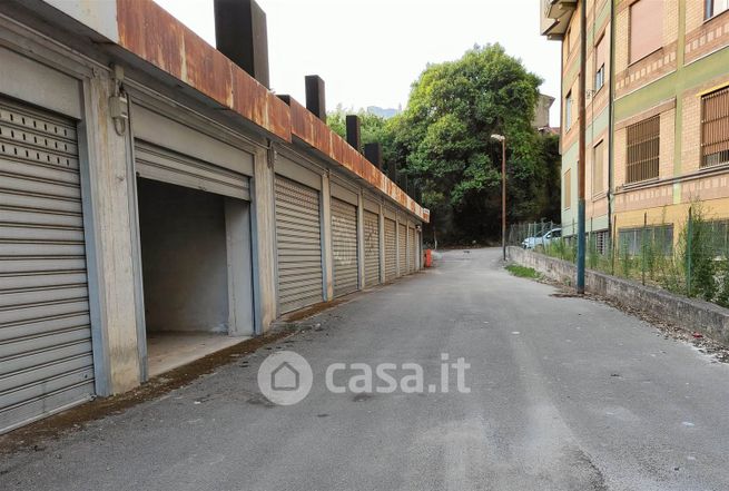Box/posto auto in residenziale in Via Tagliamento