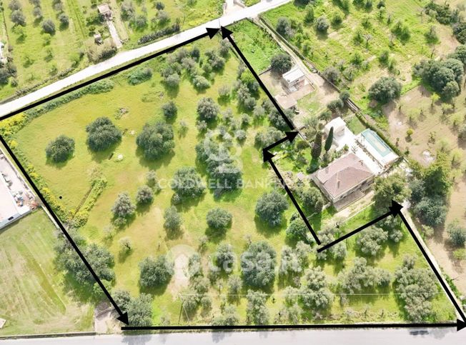 Terreno edificabile in residenziale in Contrada Zacchita
