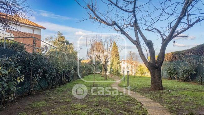 Appartamento in residenziale in Via Filippo Luzi 10