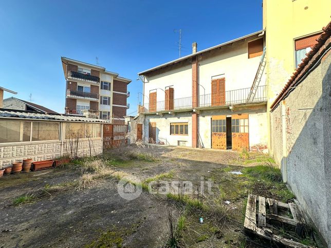 Rustico/casale in residenziale in 