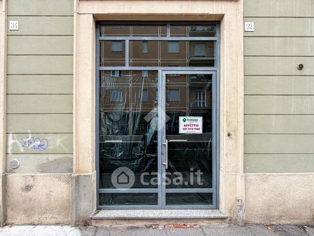 Ufficio in commerciale in Via Nino dall'Oro 32