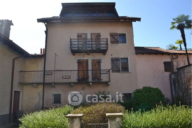 Appartamento in residenziale in Via per Cossogno