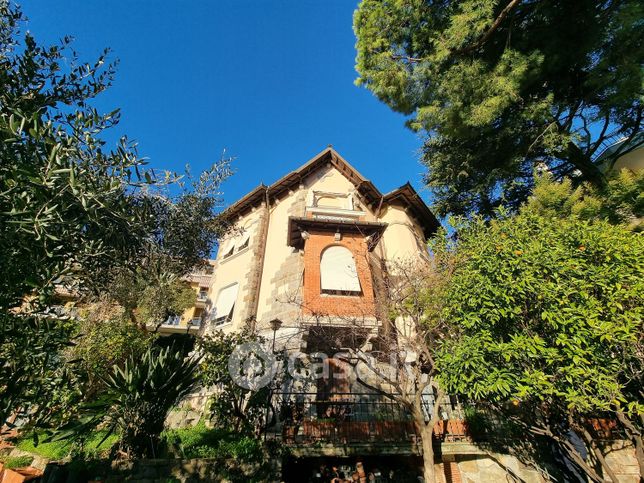Villa in residenziale in Via Asplanato Siccardi