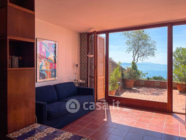 Appartamento in residenziale in Strada Punta Bianca