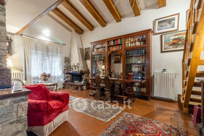 Villa in residenziale in Via Vecchia Aretina 5