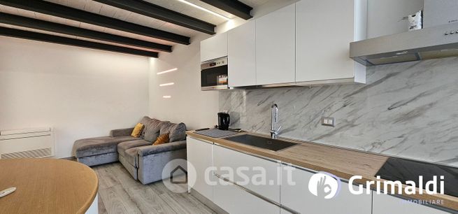 Loft in residenziale in Via Carlo Bazzi
