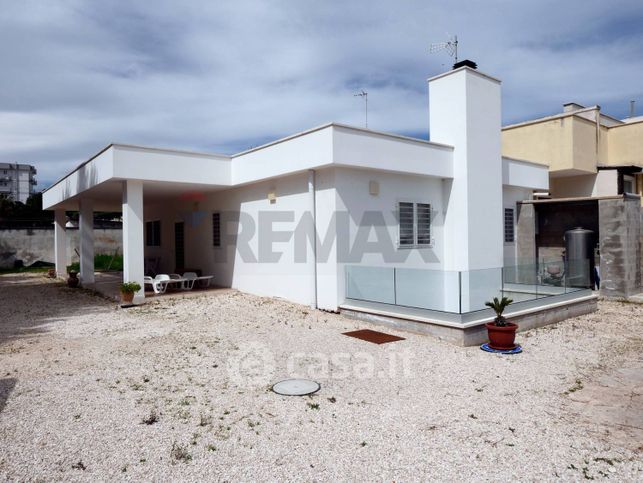 Villa in residenziale in Via Luisi 29