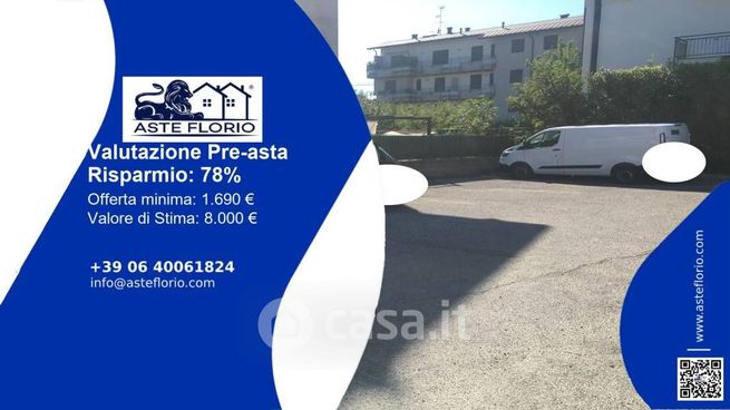 Box/posto auto in residenziale in Via Giuseppe Garibaldi 23