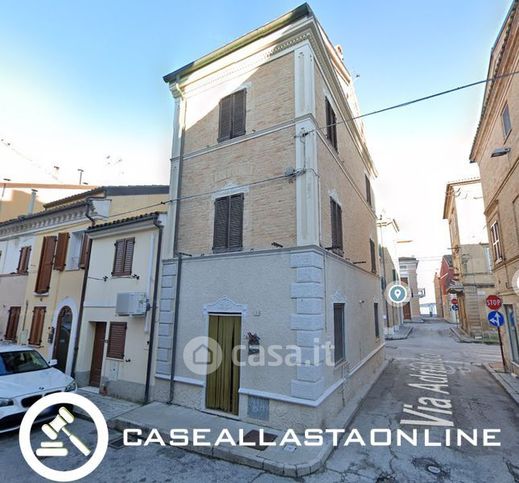 Villetta a schiera in residenziale in Via C. B. Cavour