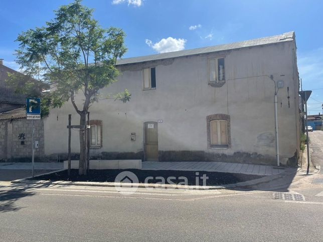 Casa indipendente in residenziale in Viale Trieste