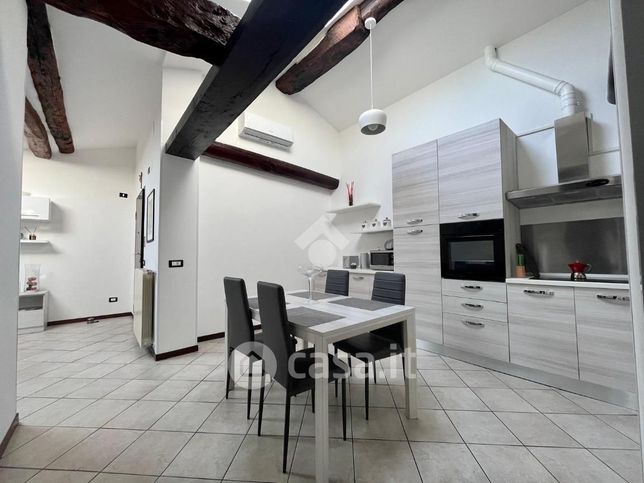 Appartamento in residenziale in Via Andrea Fantoni 52