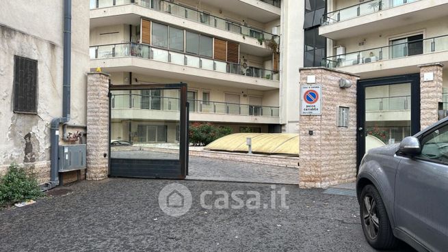 Box/posto auto in residenziale in Via Guardia della Carvana