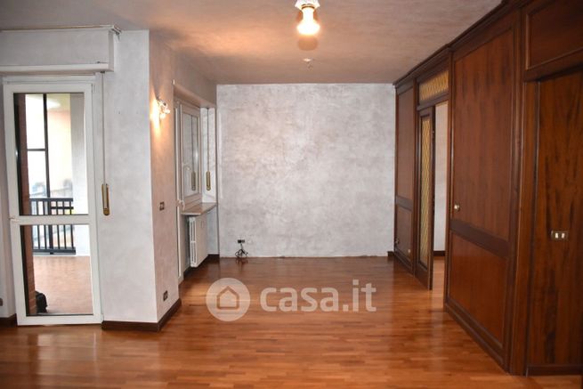 Appartamento in residenziale in Via Trento 4H