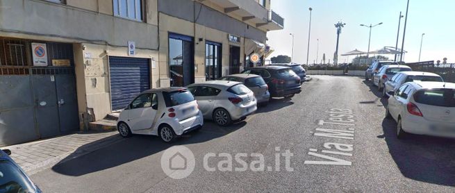 Garage/posto auto in residenziale in Via M.Testa 21