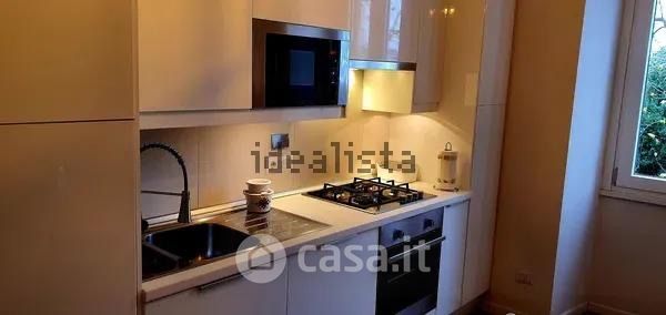 Appartamento in residenziale in Viale del Vignola 73