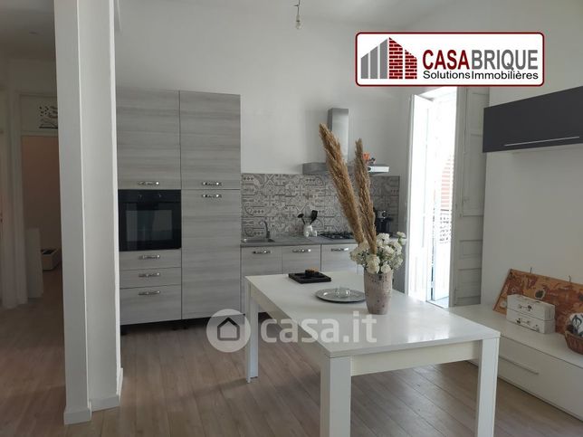Appartamento in residenziale in Via G. Savonarola 9