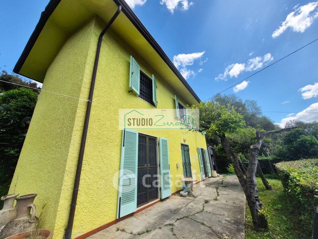Villa in residenziale in Via del Pezzigno 16