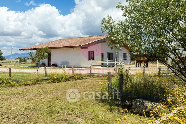 Villa in residenziale in Strada Colle d'Alba di Levante