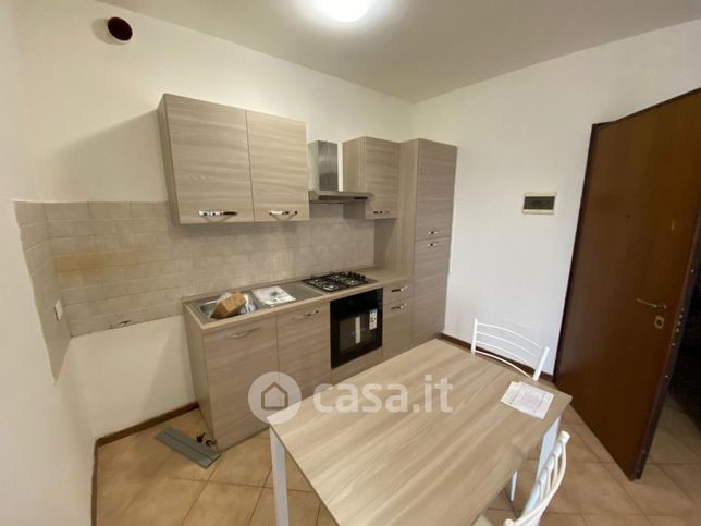 Appartamento in residenziale in Via V. Bellini
