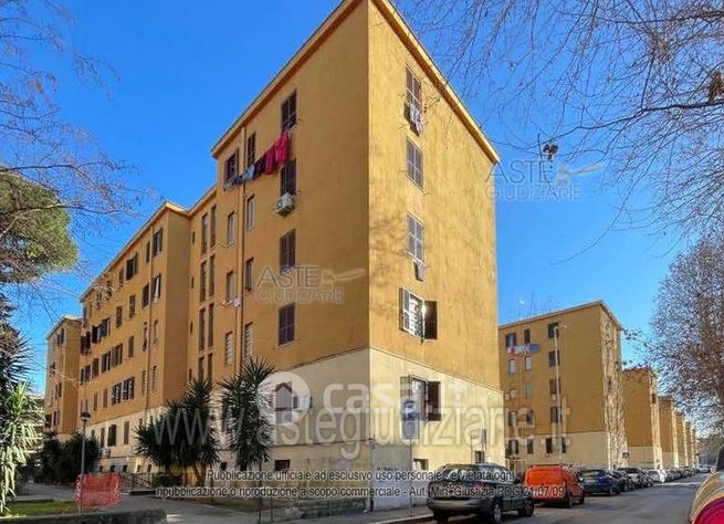 Appartamento in residenziale in Via Manfredonia 45