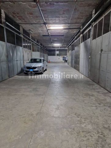 Garage/posto auto in residenziale in Via Fantina 19