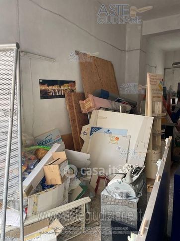 Box/posto auto in residenziale in Via Filippo Juvara 43