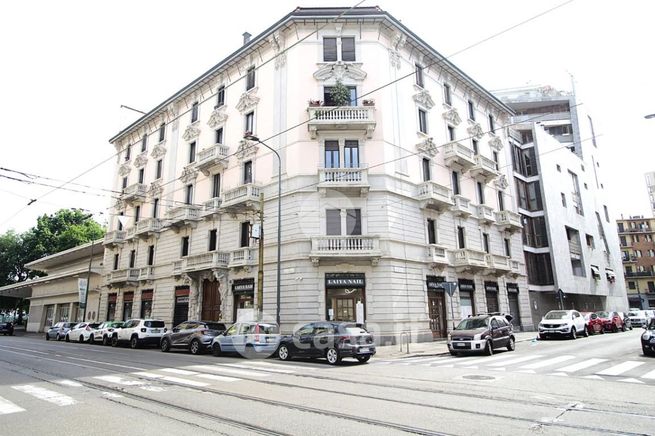 Appartamento in residenziale in Viale Carlo Espinasse 5