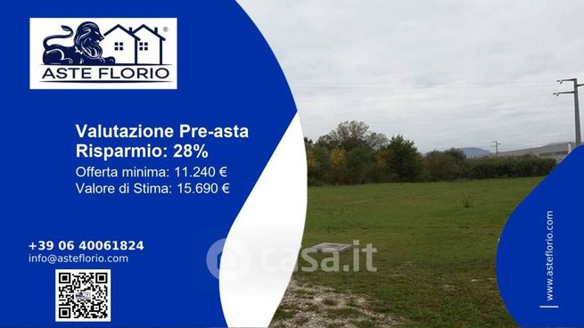 Terreno agricolo in commerciale in Via Giovanni Pascoli