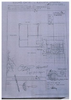 Ufficio in commerciale in Via Giovanni Porzio 4