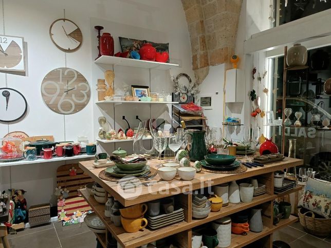 Appartamento in residenziale in Via Pompeo Sarnelli 90