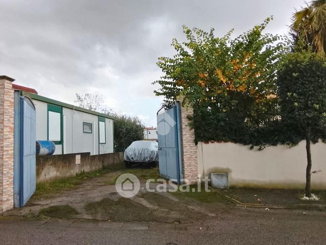 Terreno edificabile in residenziale in Via Giacomo Leopardi 16