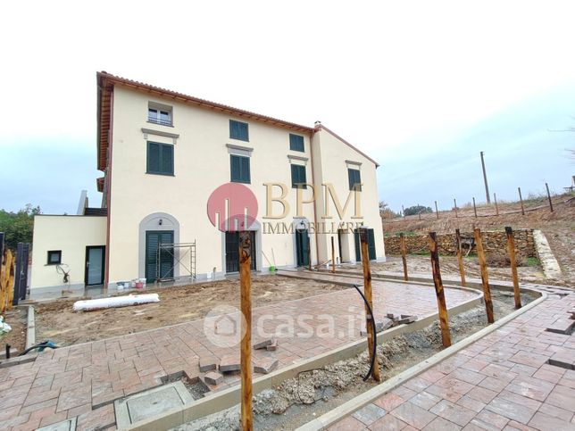 Casa indipendente in residenziale in Via di Tramontana 22