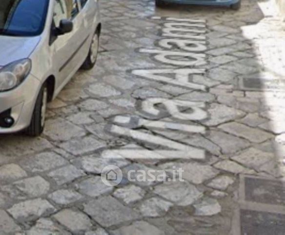 Appartamento in residenziale in Via Adami