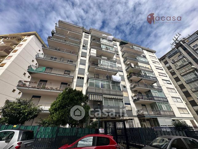 Appartamento in residenziale in Via Luigi Zancla 7