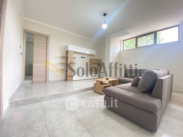 Casa indipendente in residenziale in 