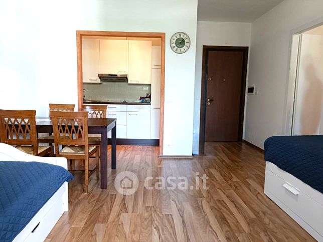 Appartamento in residenziale in Via degli Alpini