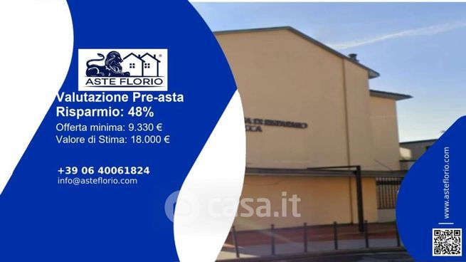 Box/posto auto in residenziale in Via Roma